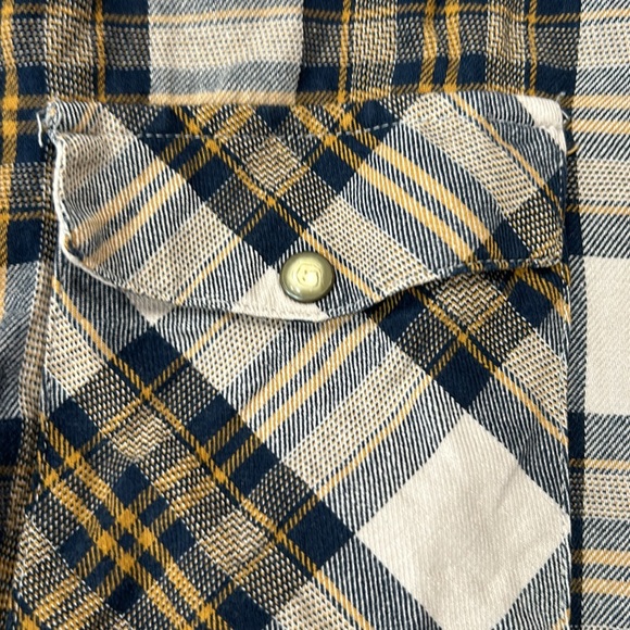 Wind River classic fit pearl snap western shirt. Size Large Tall. EUC. - Picture 6 of 6